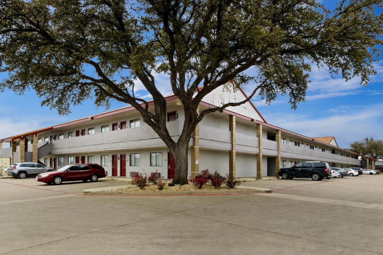 Irving Inn & Suites At Dfw Airport Exterior foto