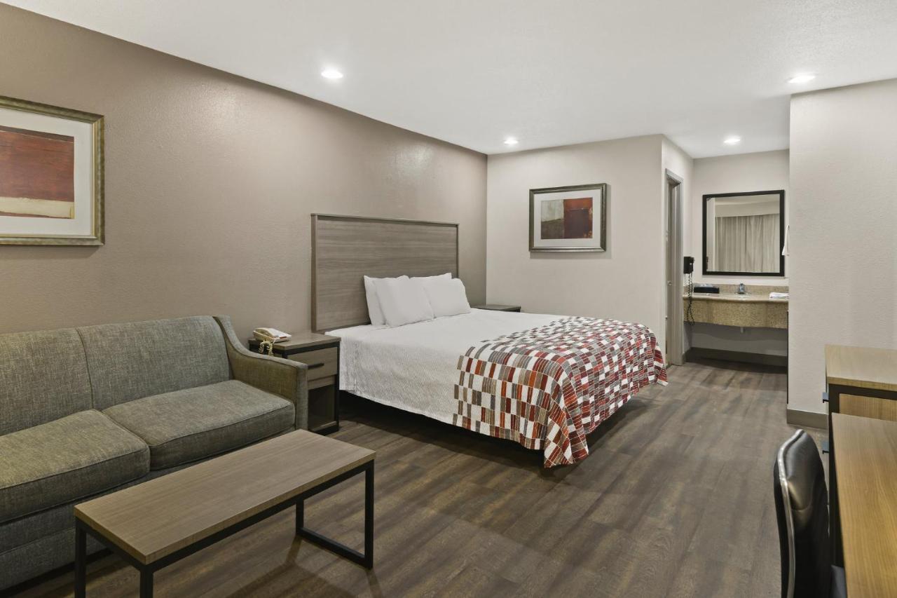 Irving Inn & Suites At Dfw Airport Exterior foto