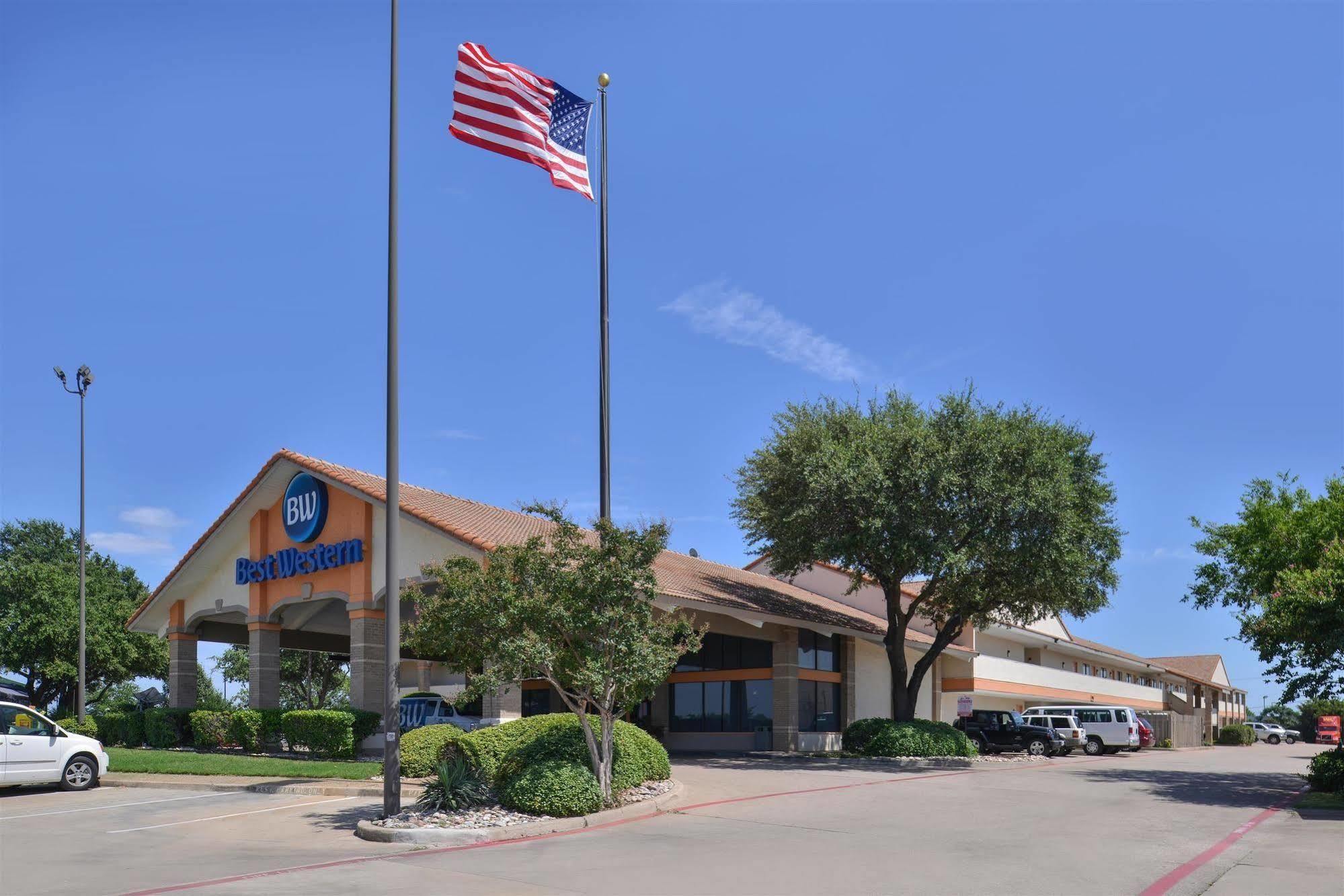 Irving Inn & Suites At Dfw Airport Exterior foto